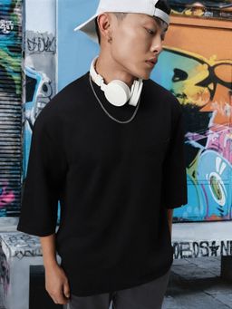 Bewakoof - Men's Black Super Loose Fit T-shirt