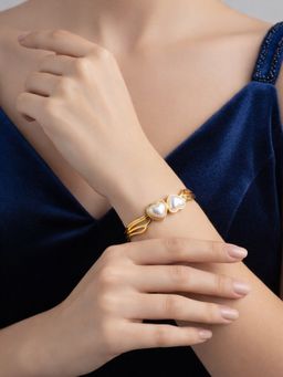 ARTKLIM - Women Gold Plated Double Heart Pearl Anti-Tarnish Open Cuff