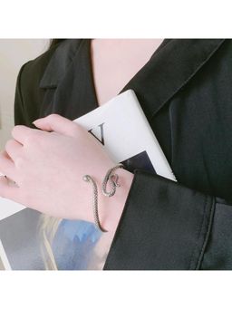 Salty Alpha - Women Parse tongue Silver Cuff