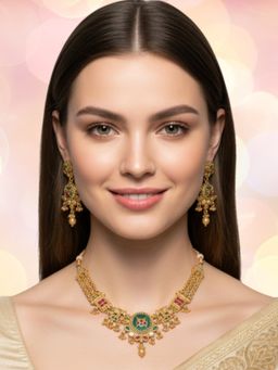 OOMPH - Women Multi-Color Kundan Heritage Rajwadi Necklace Set
