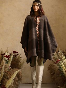 Khaleej - Mr. Bojangles Chevron Patterned Cape