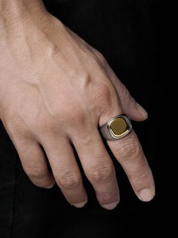 SWASHAA - Gold Drax Square Signet Men's Ring