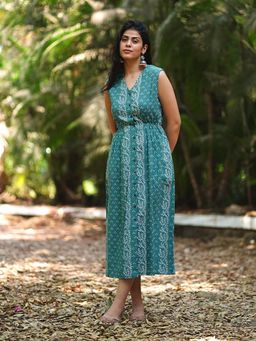 Chidiyaa - Petuniasa Perfume Teal Green Block Printed Cotton Dress