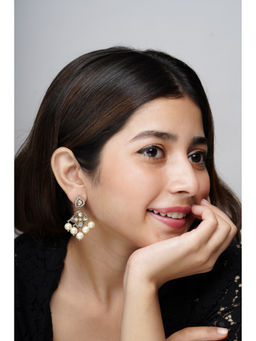 AARSEE OFFICIAL - 22KT Gold Plated Radiant Royale Off White Earrings