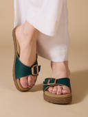 Green color option, Currently selected