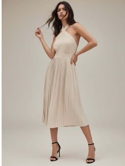 Outzidr - Cream Cross Halter Flared Dress