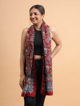 Moda Chales - Women Maroon Paisley Heritage Soft Viscose Cotton Long Scarf