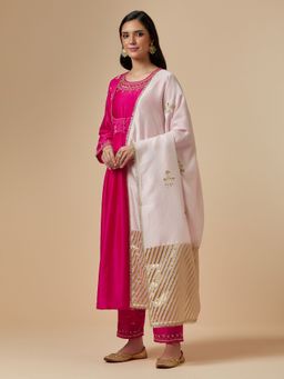 Anantaa by Roohi Trehan - Light Pink Hand Embroidered Silk Chanderi Dupatta