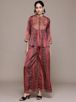Aarke Ritu Kumar - Burgundy Crew Neck Kurta With Pant