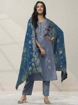 Libas - Embroidered Silk blend Straight Kurta Pant With Dupatta