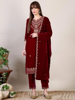 BERRYLICIOUS - Maroon Embroidered Kurta With Pant and Dupatta