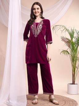 BERRYLICIOUS - Pink Embroidered Kurti With Pant