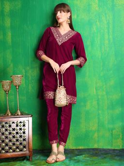 BERRYLICIOUS - Pink Embroidered Kurti With Pant