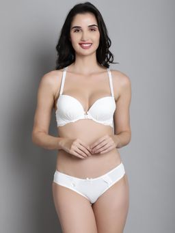 Makclan - White Intricate Allure Lace Lingerie Bra and Panty (Set of 2)