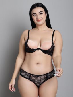 Makclan - Nude Femme Fatal Sensuous Lace Lingerie Bra and Panty (Set of 2)