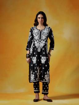 House of Chikankari - Black Women Chanderi Blend Chikankari Kurta with Pant