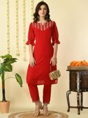 Red color option, Sold out, Currently selected