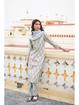 House of Pink - Blue Chanderi Floral & Gota Kurta Pant & Dupatta (Set of 3)
