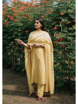 House of Pink - Yellow Chanderi Embroidered & Embroidered Kurta Pant & Dupatta (Set of 3)