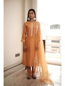House of Pink - Orange Chanderi Embroidered & Beads & Stones Kurta Pant & Dupatta (Set of 3)