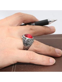 Yellow Chimes - Men Silver-Toned & Red Dual Tone Stone Finger Ring