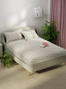 KOPA - Smooth Micro Bedsheet With 2 Pillow Covers Unvague Floral - Cream (Double)