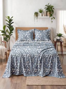 Linen Home - 100% Percale Cotton Percale Flat Bedsheet With 2 Pillow Covers Blossomy Blue (King)