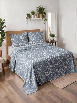 Linen Home - 100% Percale Cotton Percale Flat Bedsheet With 2 Pillow Covers Blossomy Blue (Queen)