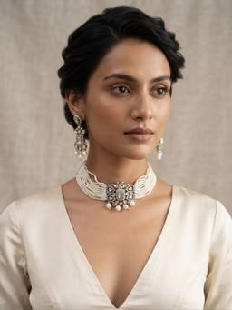 VENI - Brass Gold-Plated Necklace Set