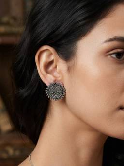 VENI - 92.5 Silver Plated Oxidized Earrings
