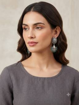 VENI - 92.5 Silver Plated Oxidized Earrings