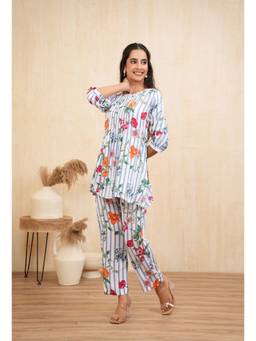VAJOONI JAIPUR - Blooming Petal Floral Printed Co-Ord Set