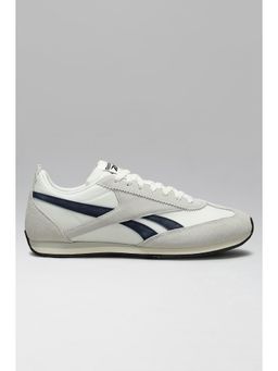 Reebok - Mens R100 White Classics Sneakers
