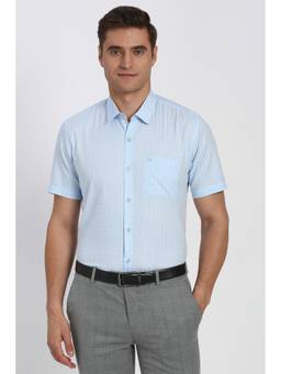 Peter England - Men Light Blue Half Sleeves Formal Shirt