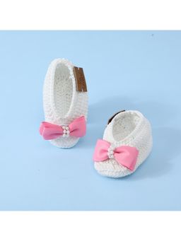 FUNKRAFTS - Handmade Crochet Baby Infant Girl Booties - White & Pink
