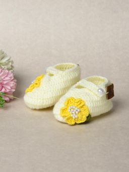 FUNKRAFTS - Off White Woven Regular Fit Pair of Booties