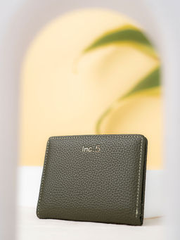 Inc.5 - Women's Green Casual Textured Wallet with Magnet Lock