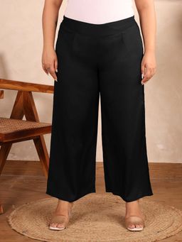 Indietoga - Plus Size Black Solid Rayon Pyjama