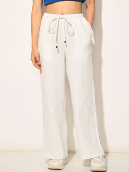 ONLY - White Self Design Regular Fit Trouser