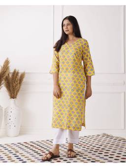 Baisacrafts - Yellow Floral Printed V-Neck Loose Fit Kurti