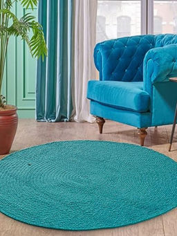 Sashaa World - Braided Cotton Rug