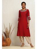 Maroon color option