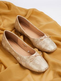 max - Women Beige Animal Textured Ballerinas with Bow