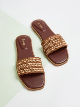 max - Women Brown Braided Flats