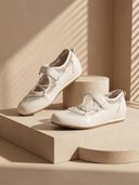 Beige color option, Currently selected