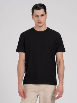 Red Tape - Men Black Solid T-Shirt