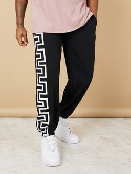 Styli - Black Relaxed Fit Jogger With Enlarged Print And Elasticated Hem