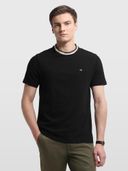 Black color option, Currently selected