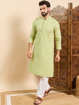 ETHNIC BAY - Men Green Embroidered Straight Kurta