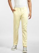 Yellow color option, Currently selected